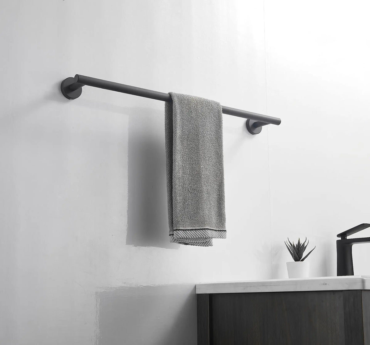 Wall Mounted Towel Bar, Stainless Steel Bathroom Rack, Gold or Black