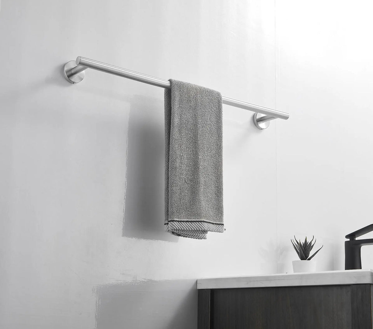 Wall Mounted Towel Bar, Stainless Steel Bathroom Rack, Gold or Black