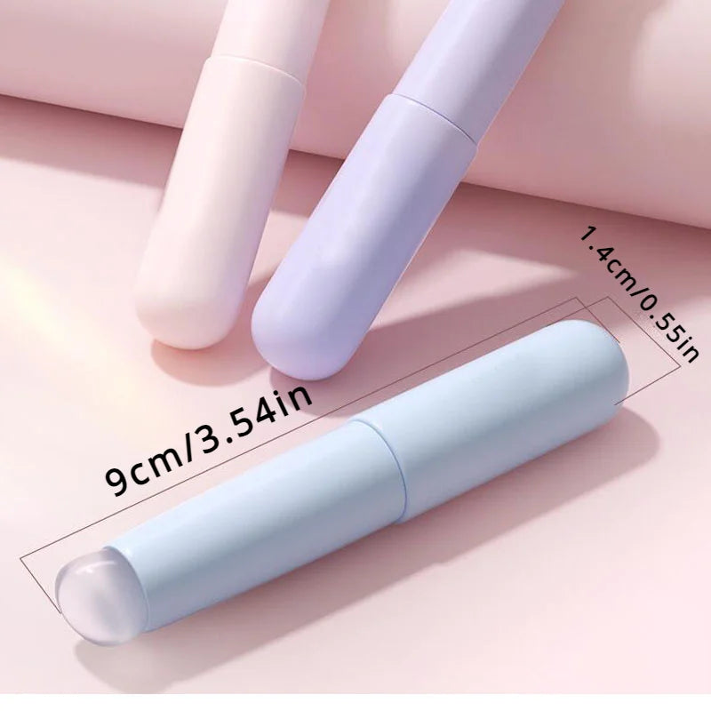 Silicone Lip Brush with Cap, Portable Lipstick Applicator