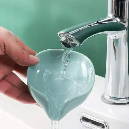 Leaf-Shaped Draining Soap Dish with Suction