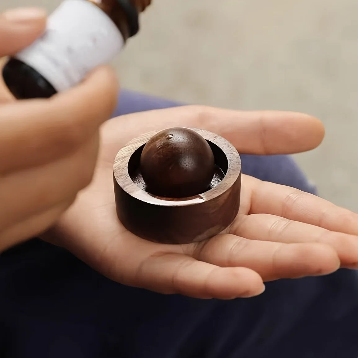 Wooden Essential Oil Diffuser, Mini Non-Electric Aroma Diffuser